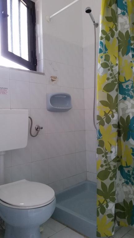 Sofia Apartments บูเกริ ห้อง รูปภาพ
